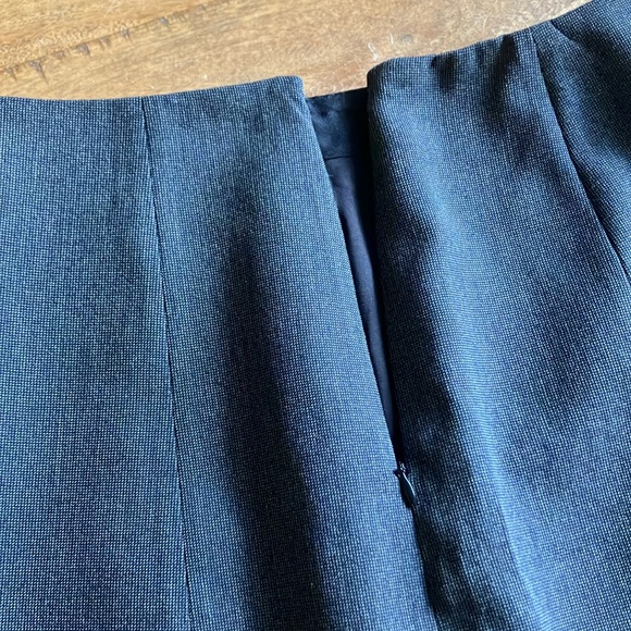 Babaton (Aritzia) Modern Mini - Heather Charcoal - Picture 8 of 13